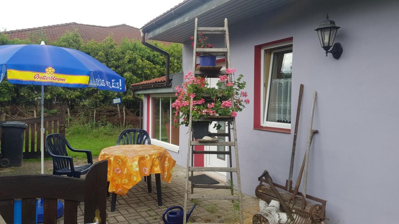Zimmervermietung Zahn Baalberge ภายนอก รูปภาพ